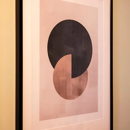 Center Steps From The Sea Ac Wi-fi Parking Apartment