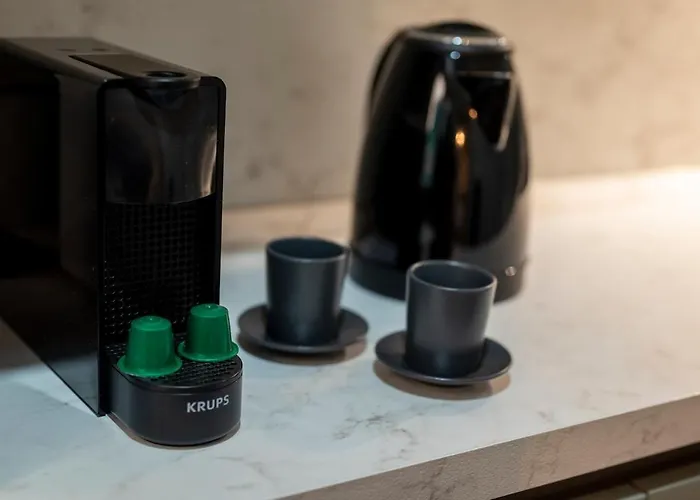 Apartament Center Steps From The Sea Ac Wi-fi Parking *