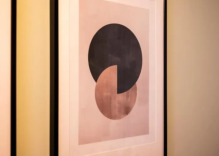 Center Steps From The Sea Ac Wi-fi Parking Apartment