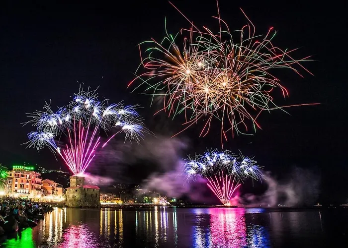 Apartment Center Steps From The Sea Ac Wi-fi Parking *